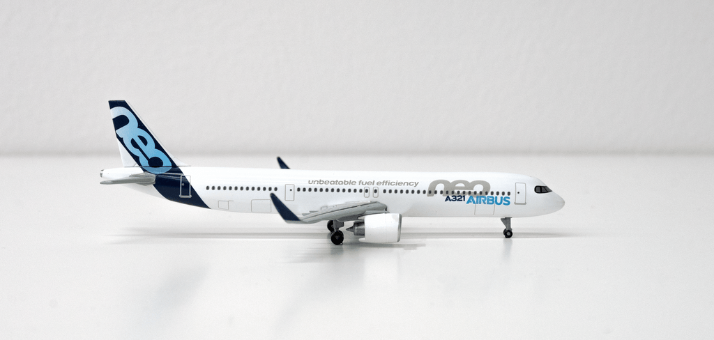 A321 neo  1/400