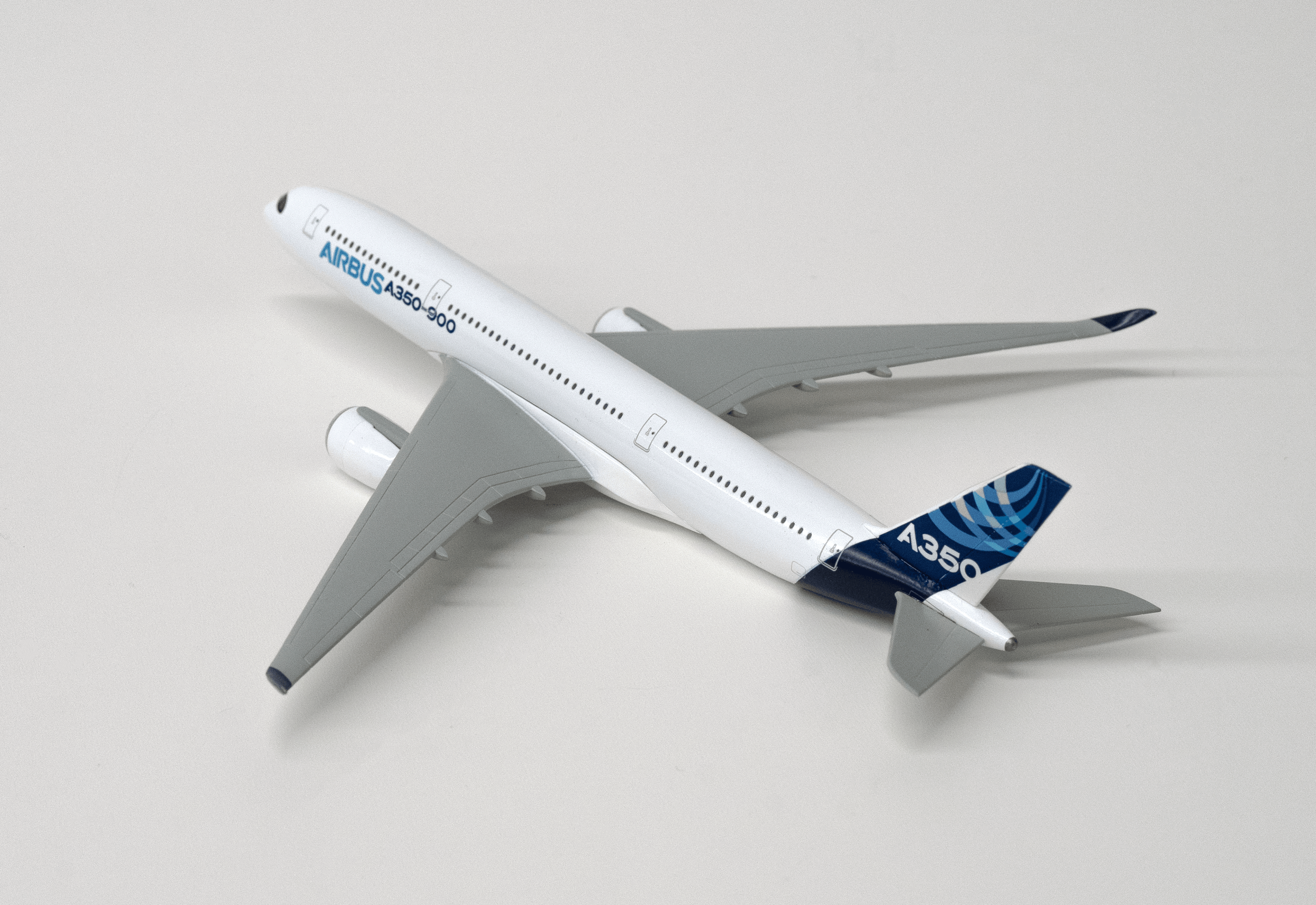 A350-900  1/400