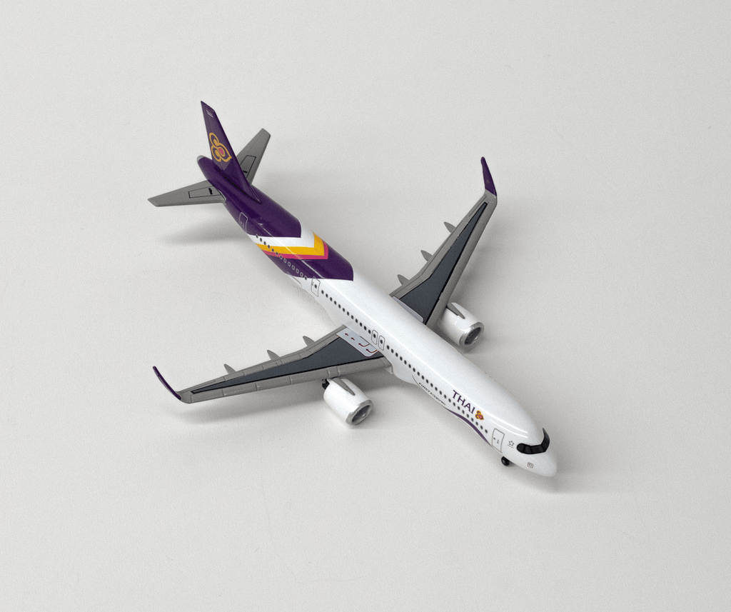 Thai A321 neo  1/400