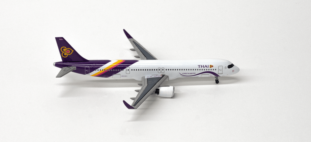 Thai A321 neo  1/400
