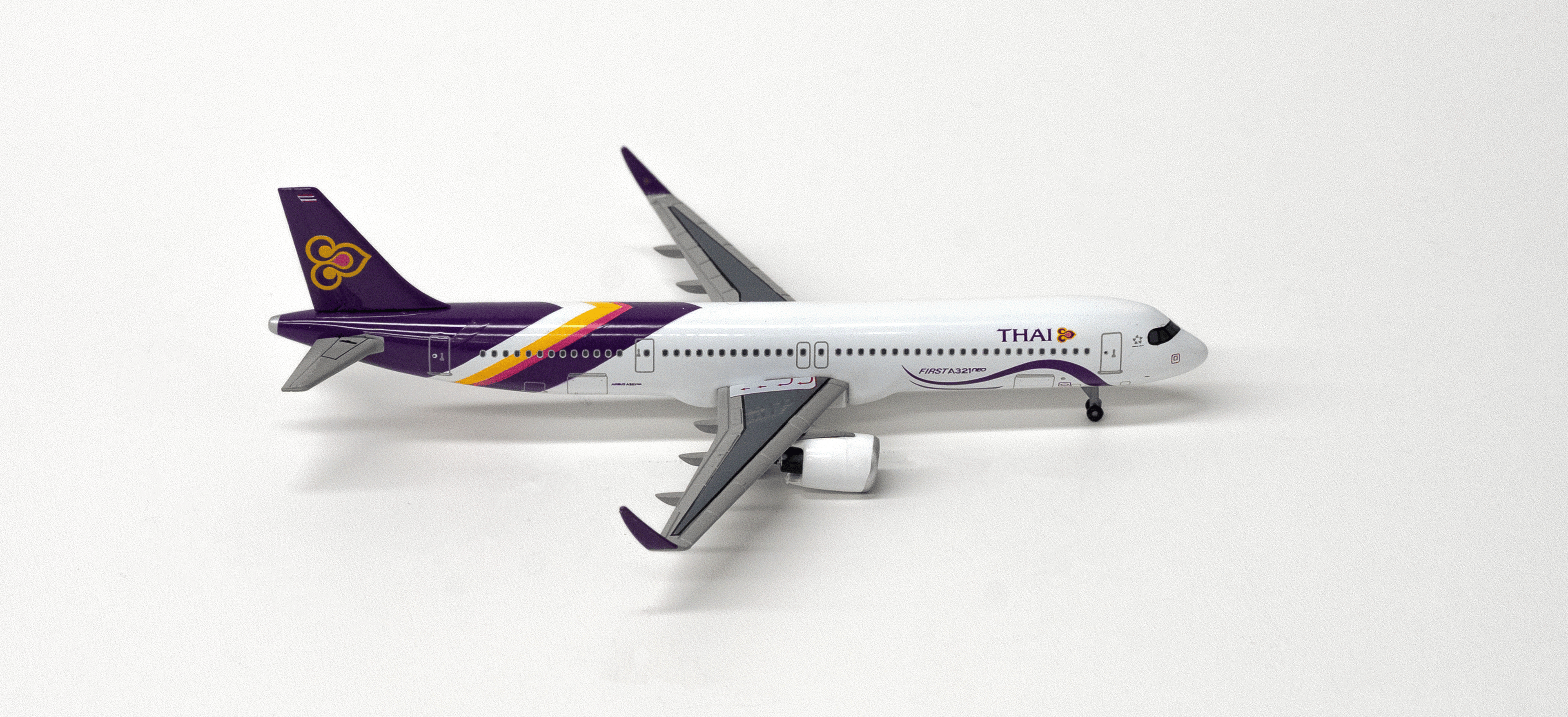 Thai A321 neo  1/400