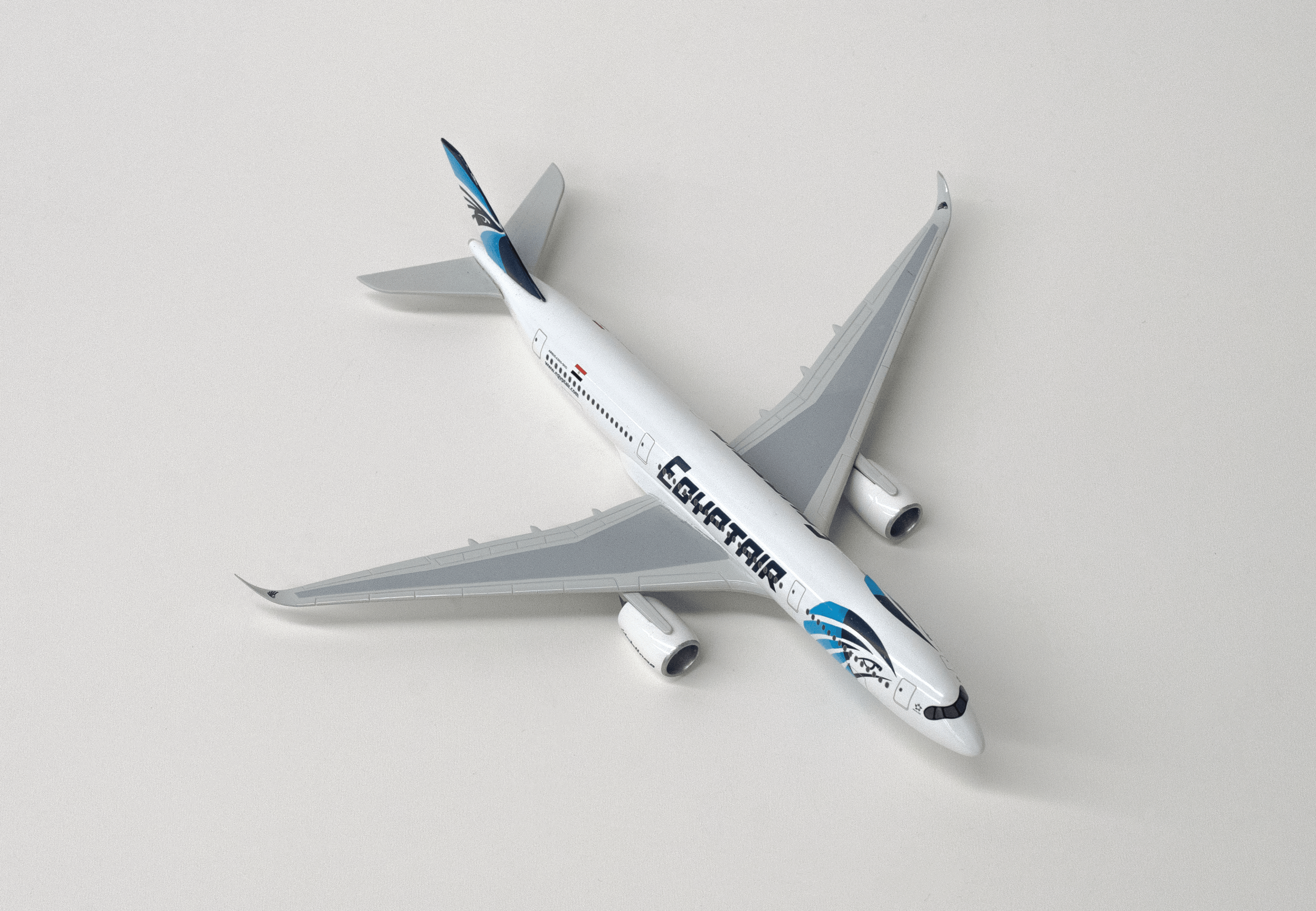A350-900 EgyptAir  1/400