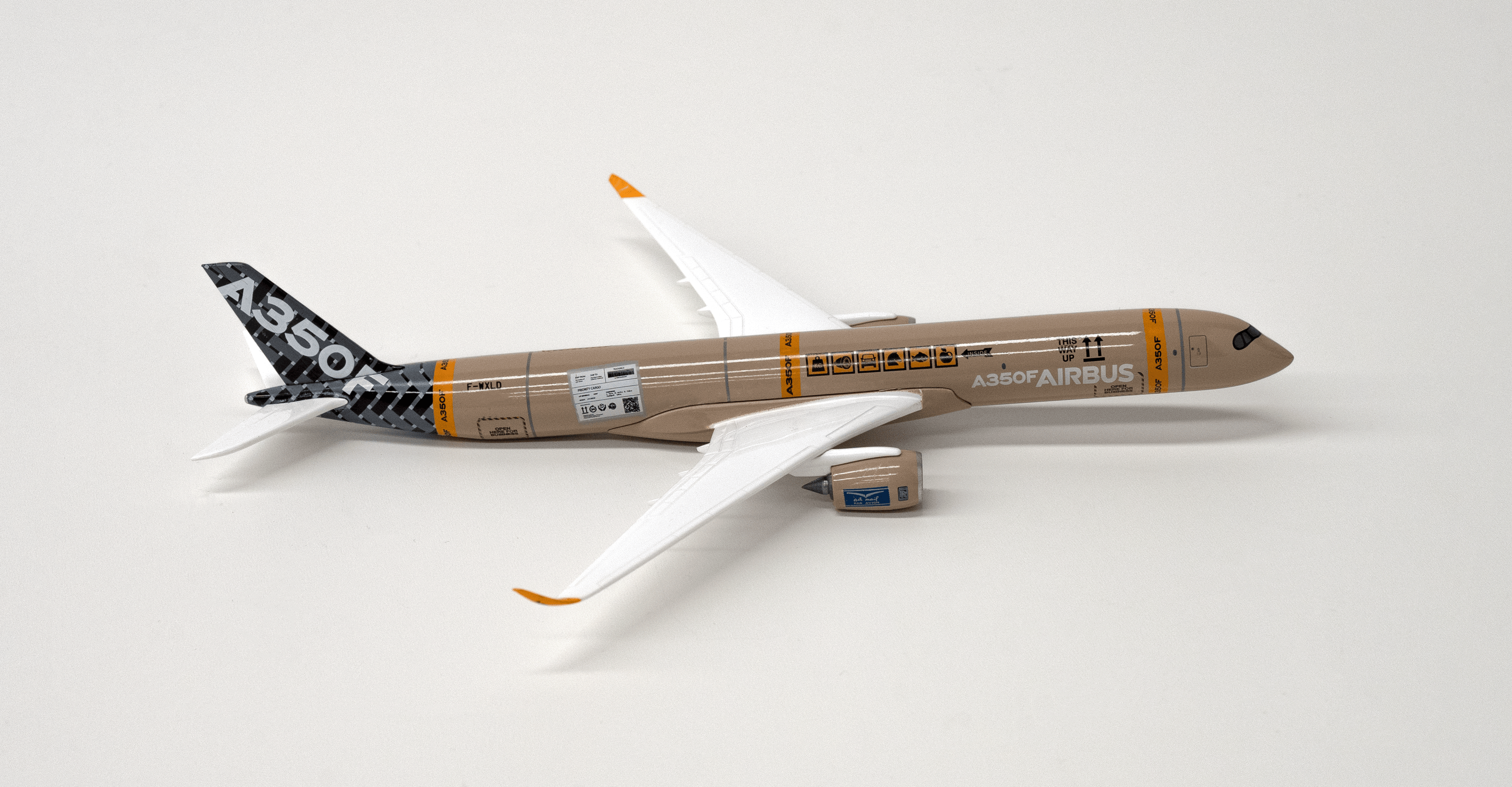 A350F  1/400