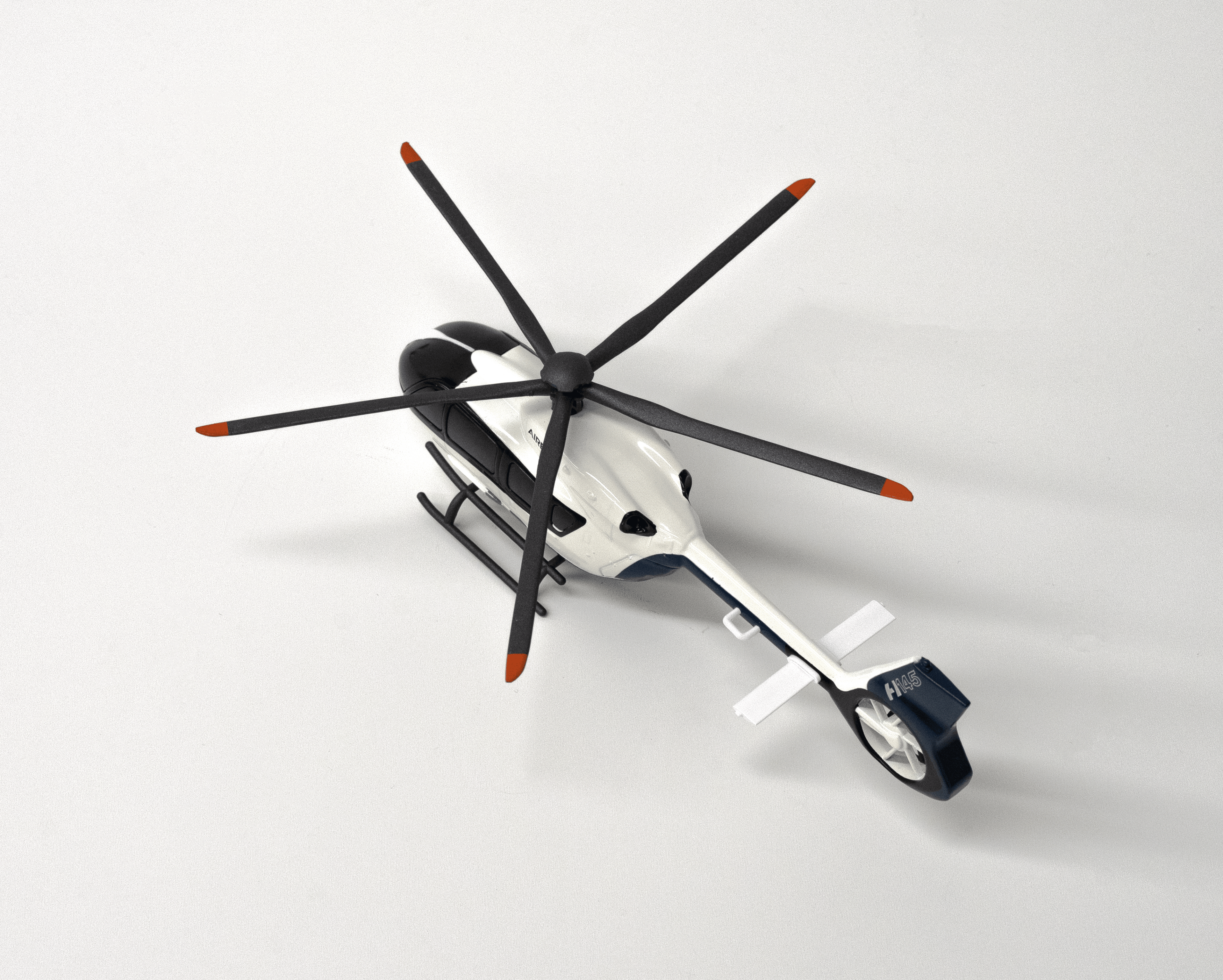H145  1/72