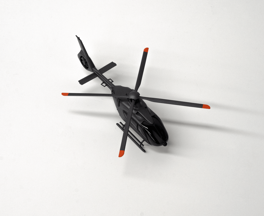 H135 VIP Model  1/72