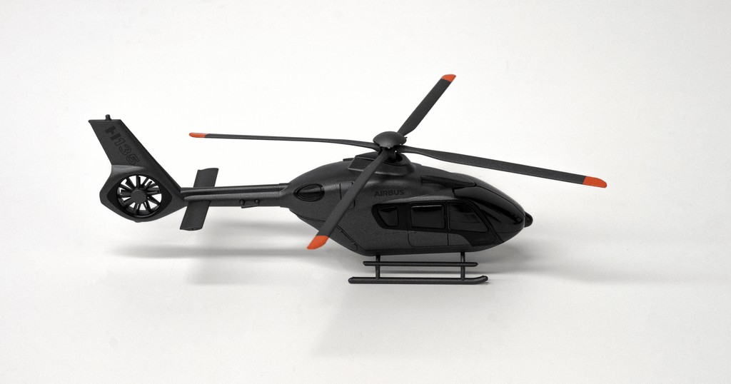 H135 VIP Model  1/72