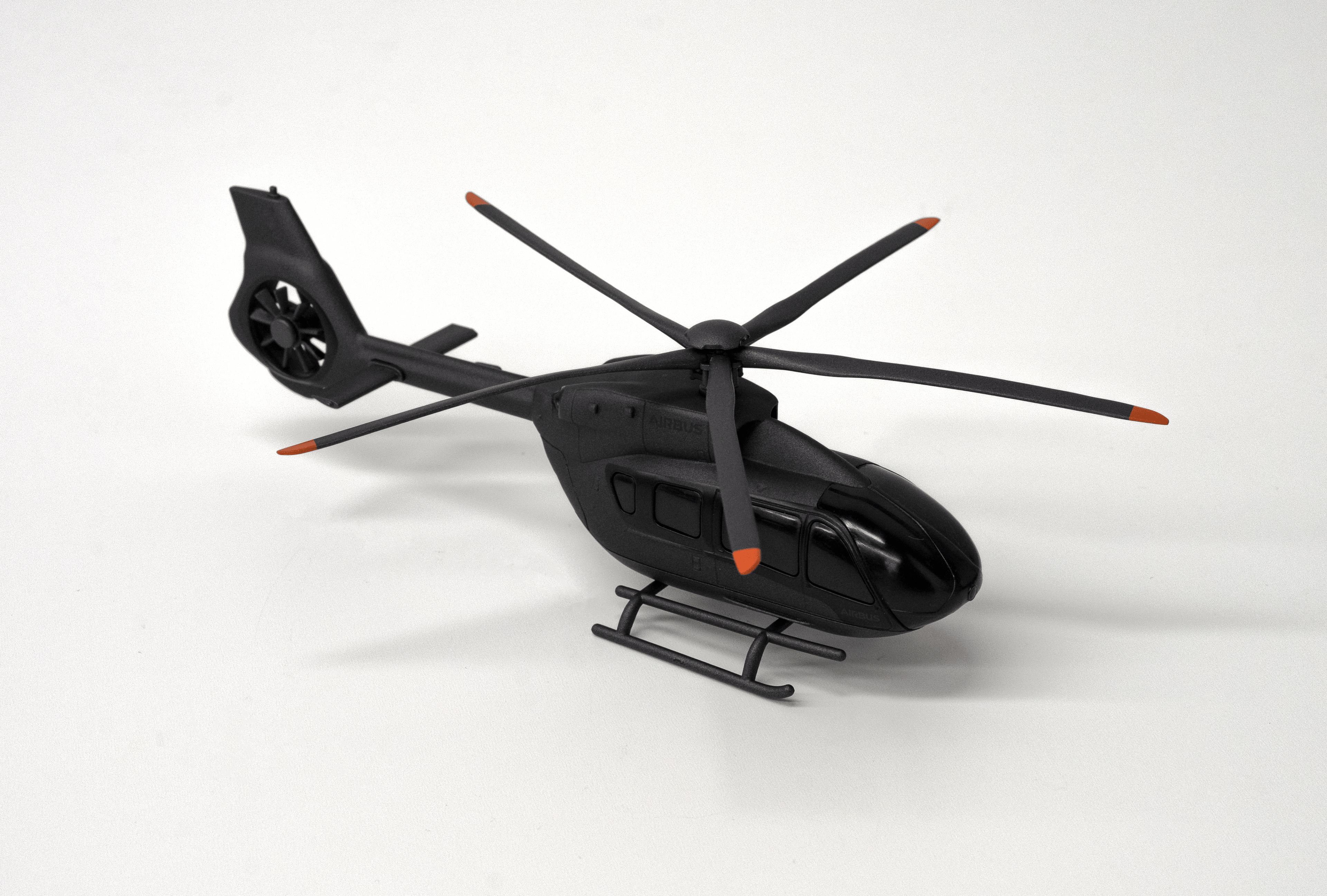 H145 VIP Model  1/72