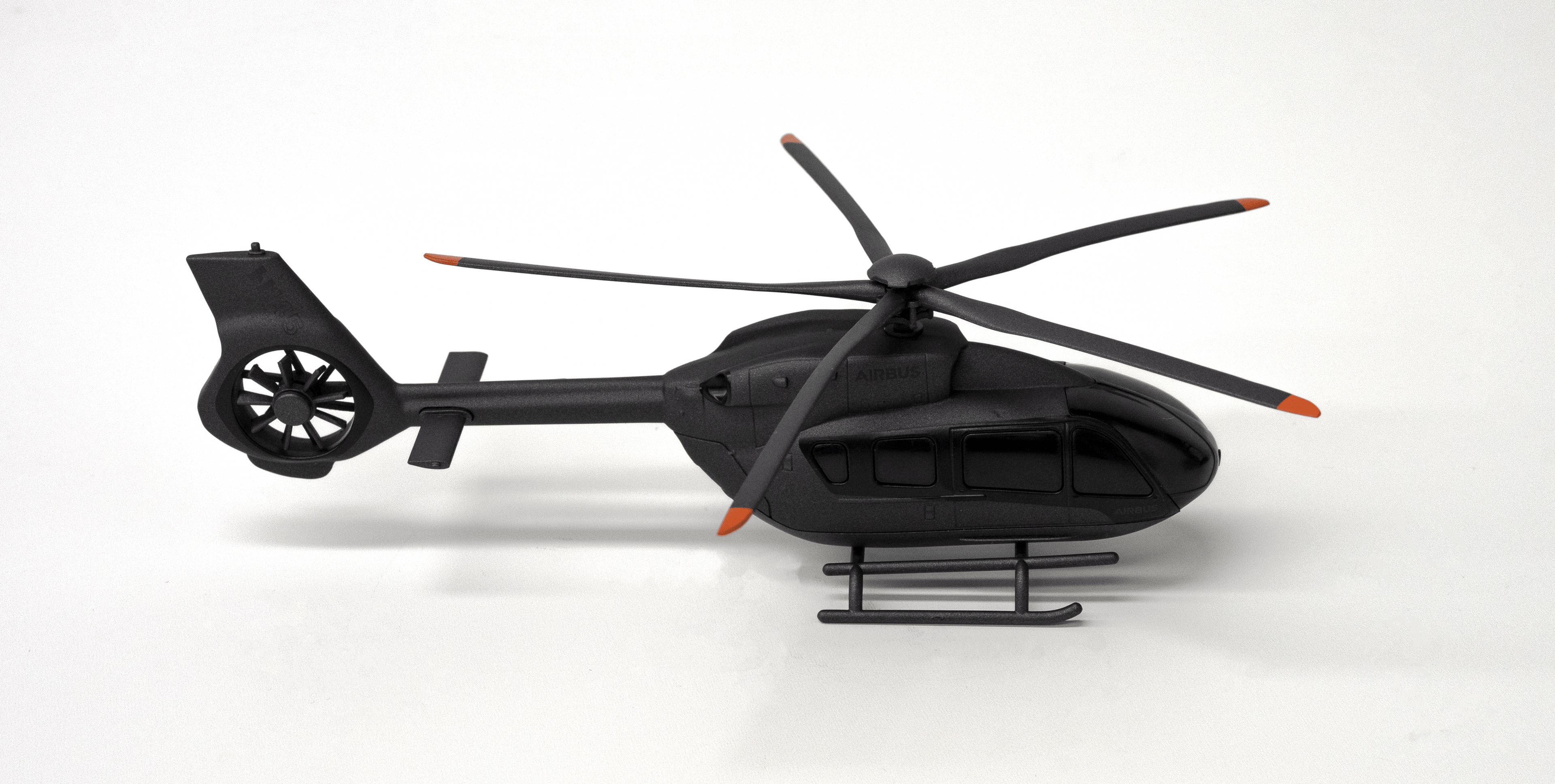 H145 VIP Model  1/72