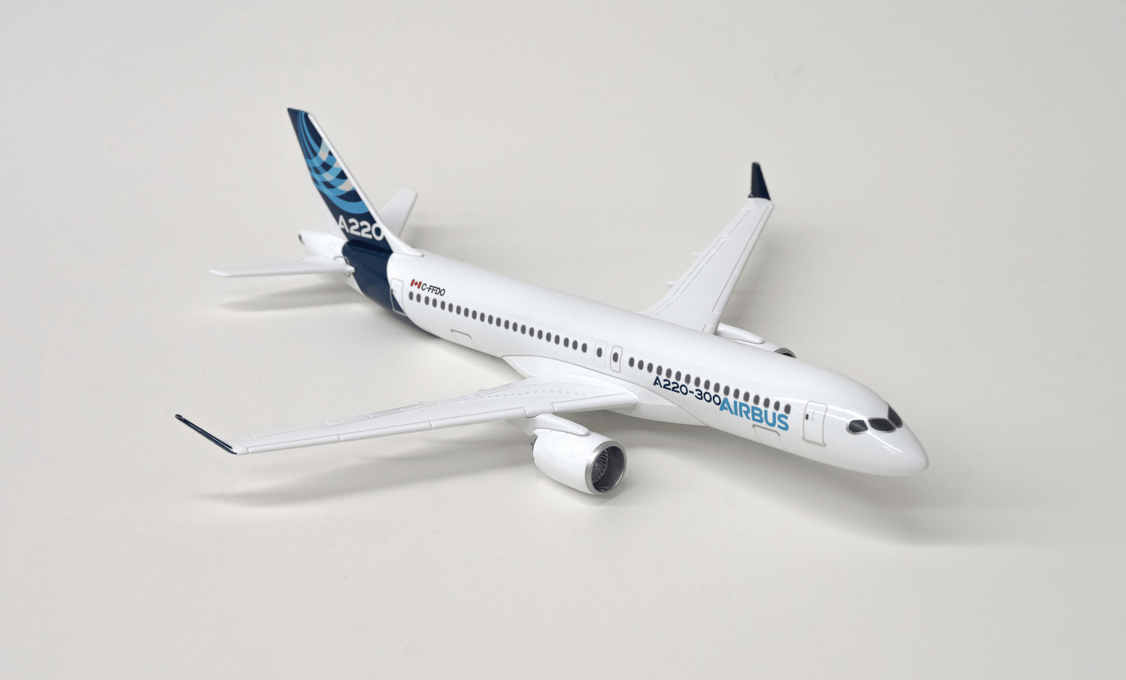 A220-300  1/200