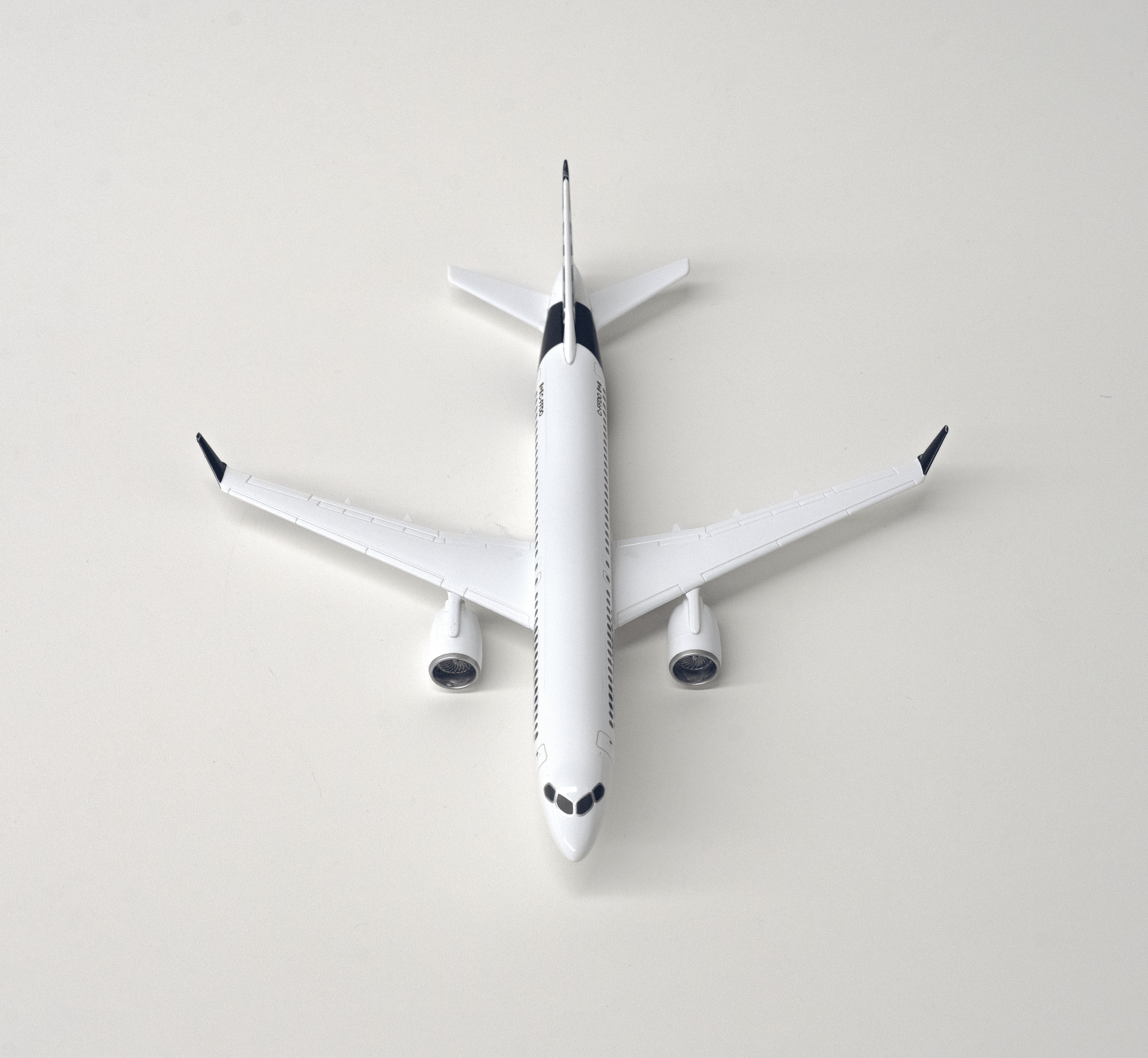 A220-300  1/200