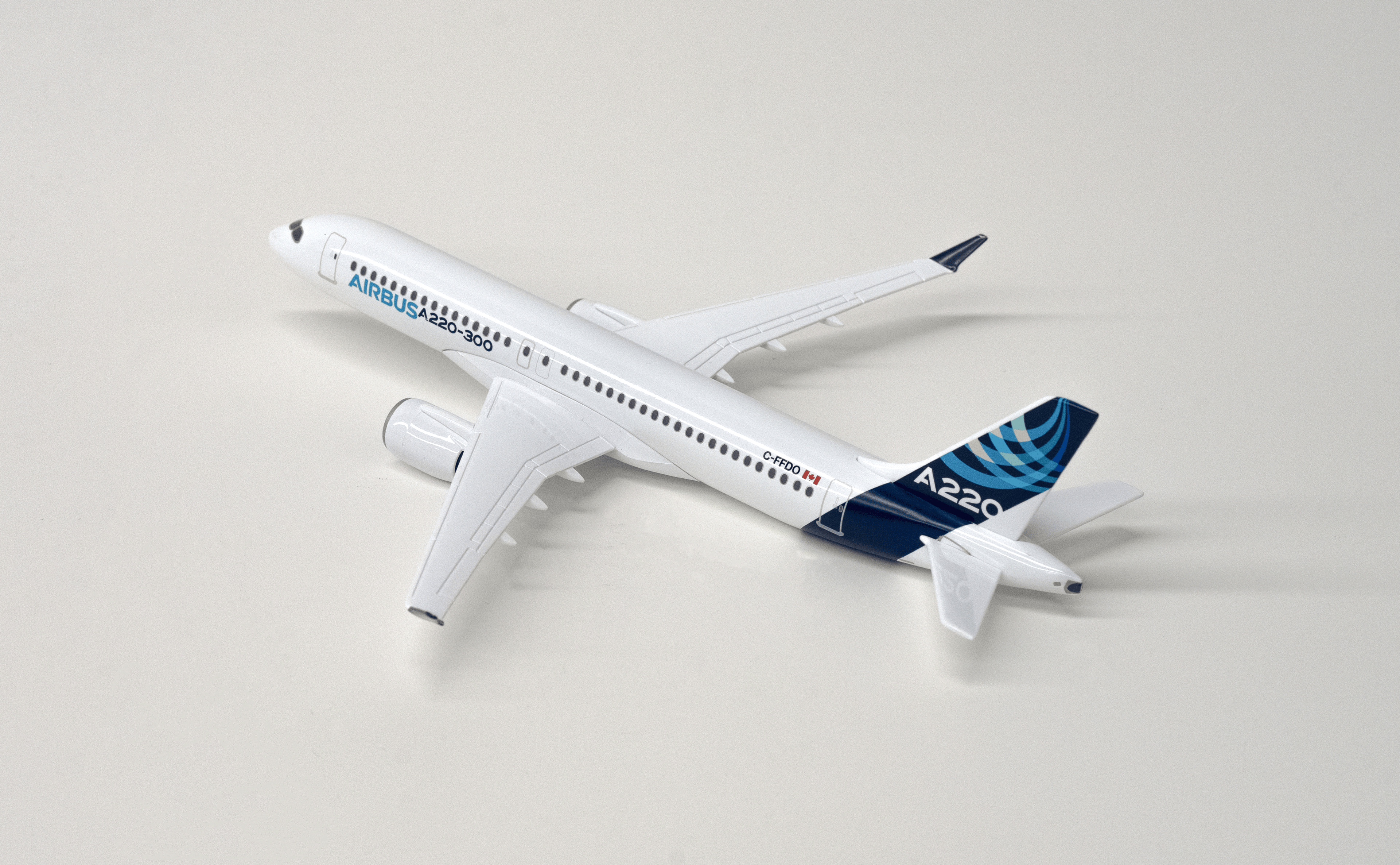 A220-300  1/200