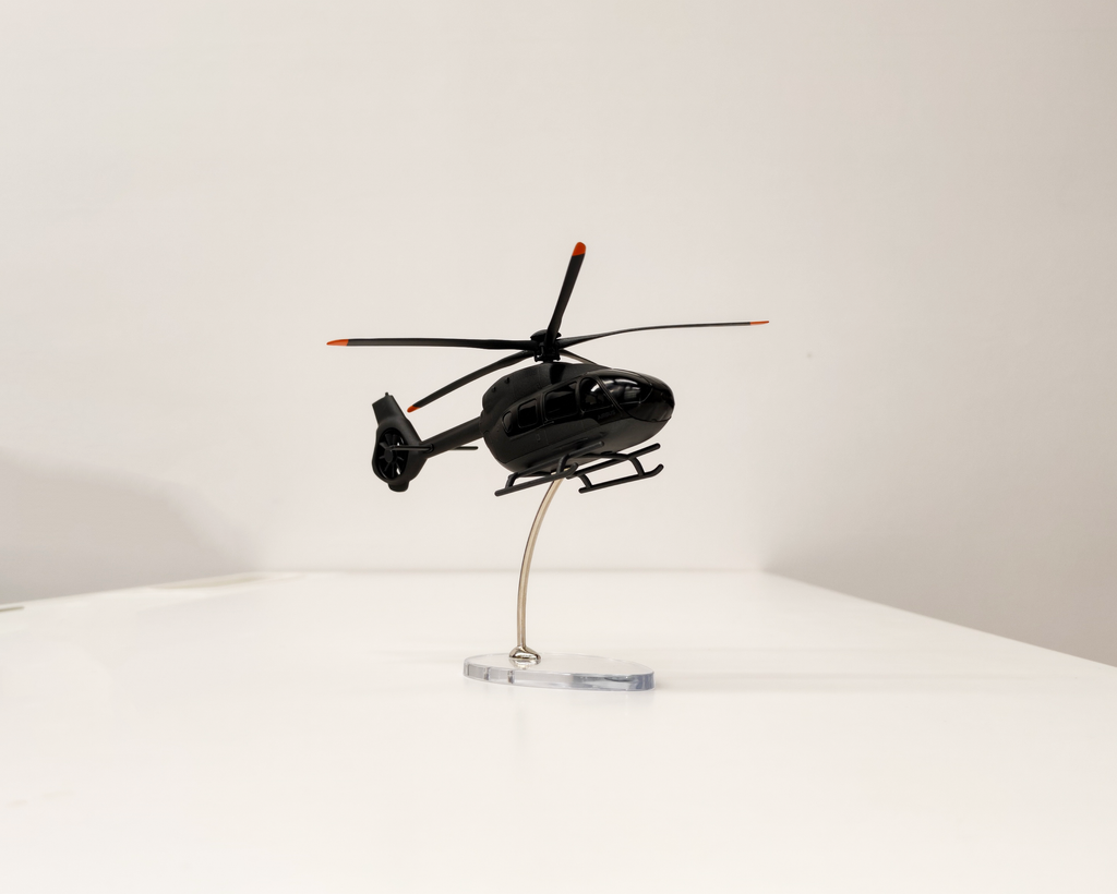 H145 VIP Model  1/72