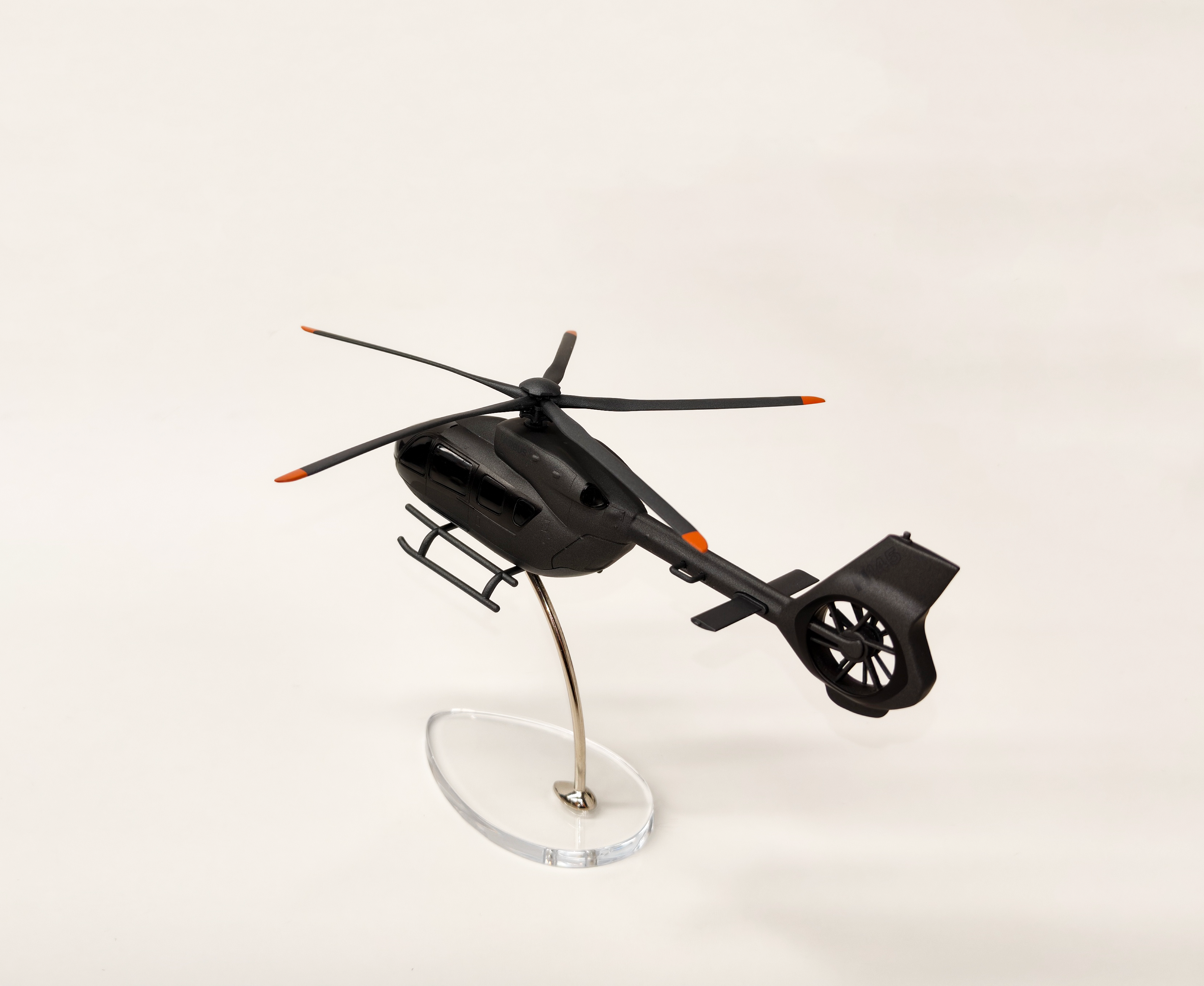H145 VIP Model  1/72